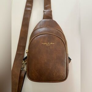 NWOT Brown Cross Body Zipper Bag